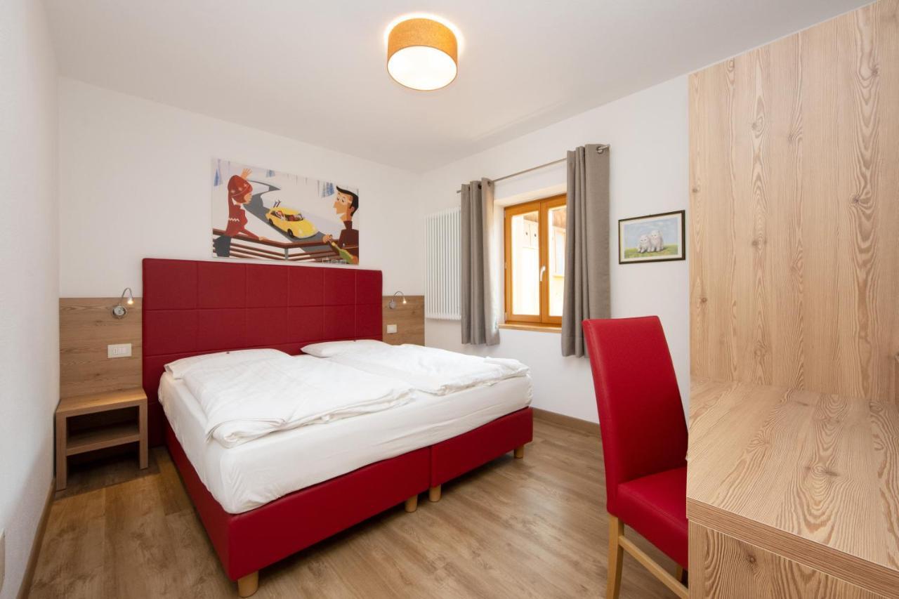 Casa Dorich Apartman Pozza di Fassa Kültér fotó